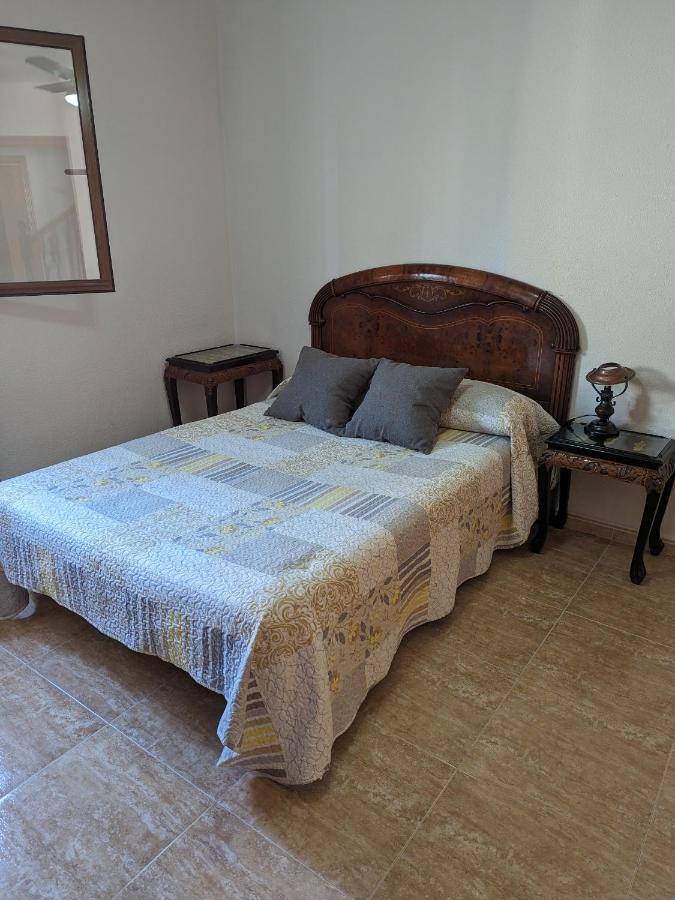 Vivienda Compartida Con Ambiente Familiar Διαμέρισμα Sesena Εξωτερικό φωτογραφία